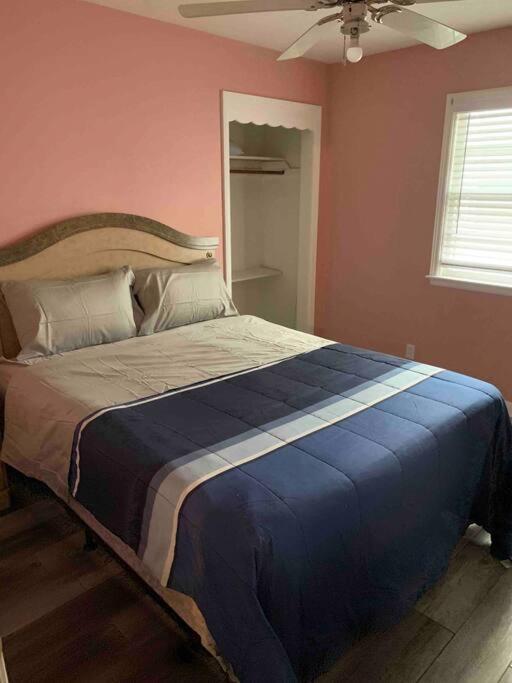 Villa Remodeled House Minutes To Falls Attractions à Niagara Falls Extérieur photo