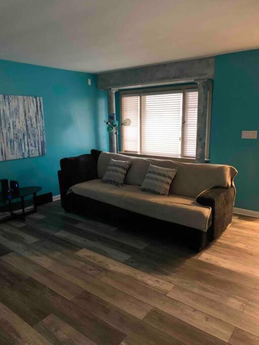 Villa Remodeled House Minutes To Falls Attractions à Niagara Falls Extérieur photo